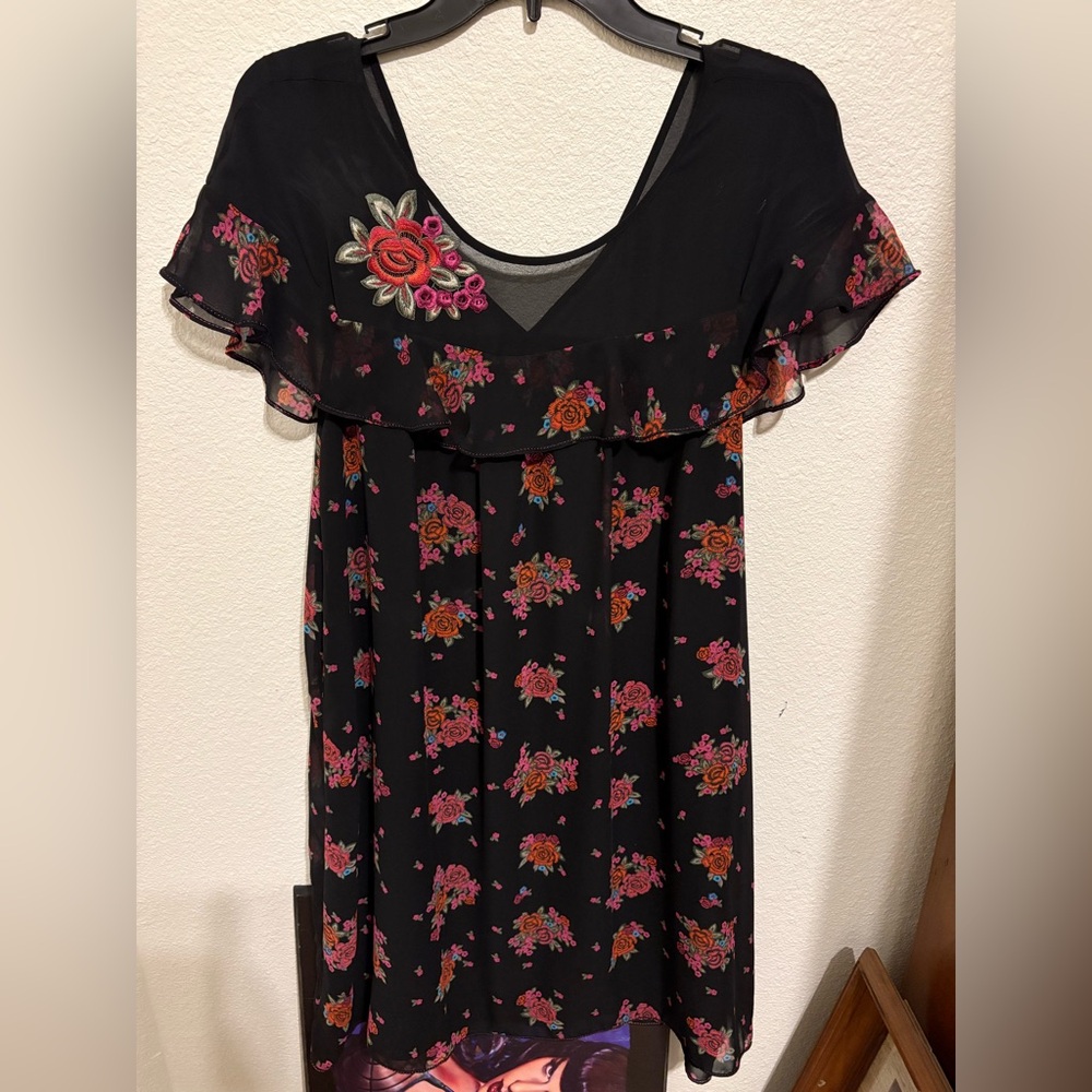 Chelsea & Violet Black loving Las Vegas Dress with Magenta Details